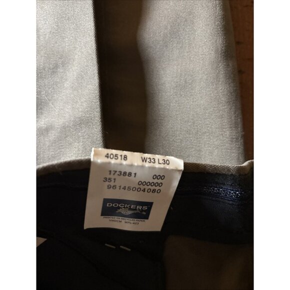 Dockers Khaki Pants Brown Classic Fit Size 33 X 30 NWT - Picture 4 of 7